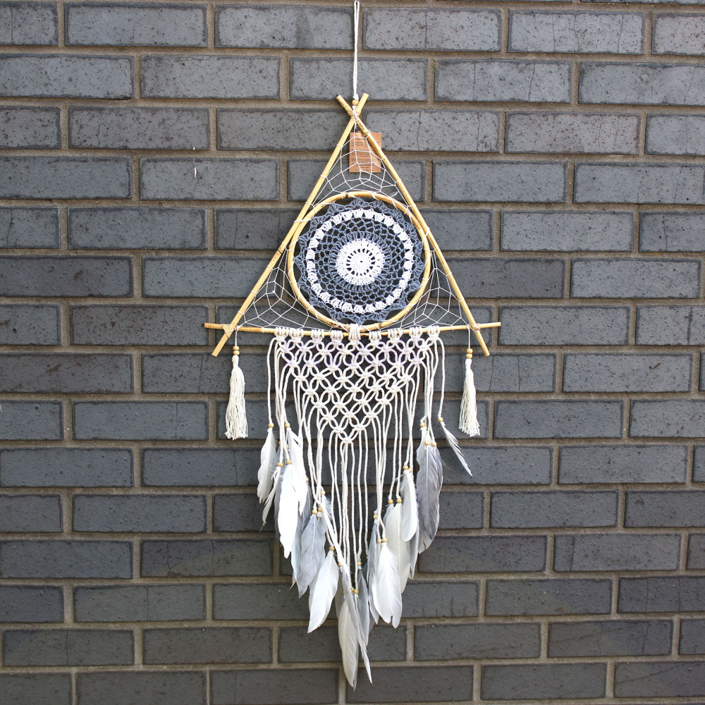 Atrapasueños Protección - Lrg Macramé Piramide Blanco / Gris