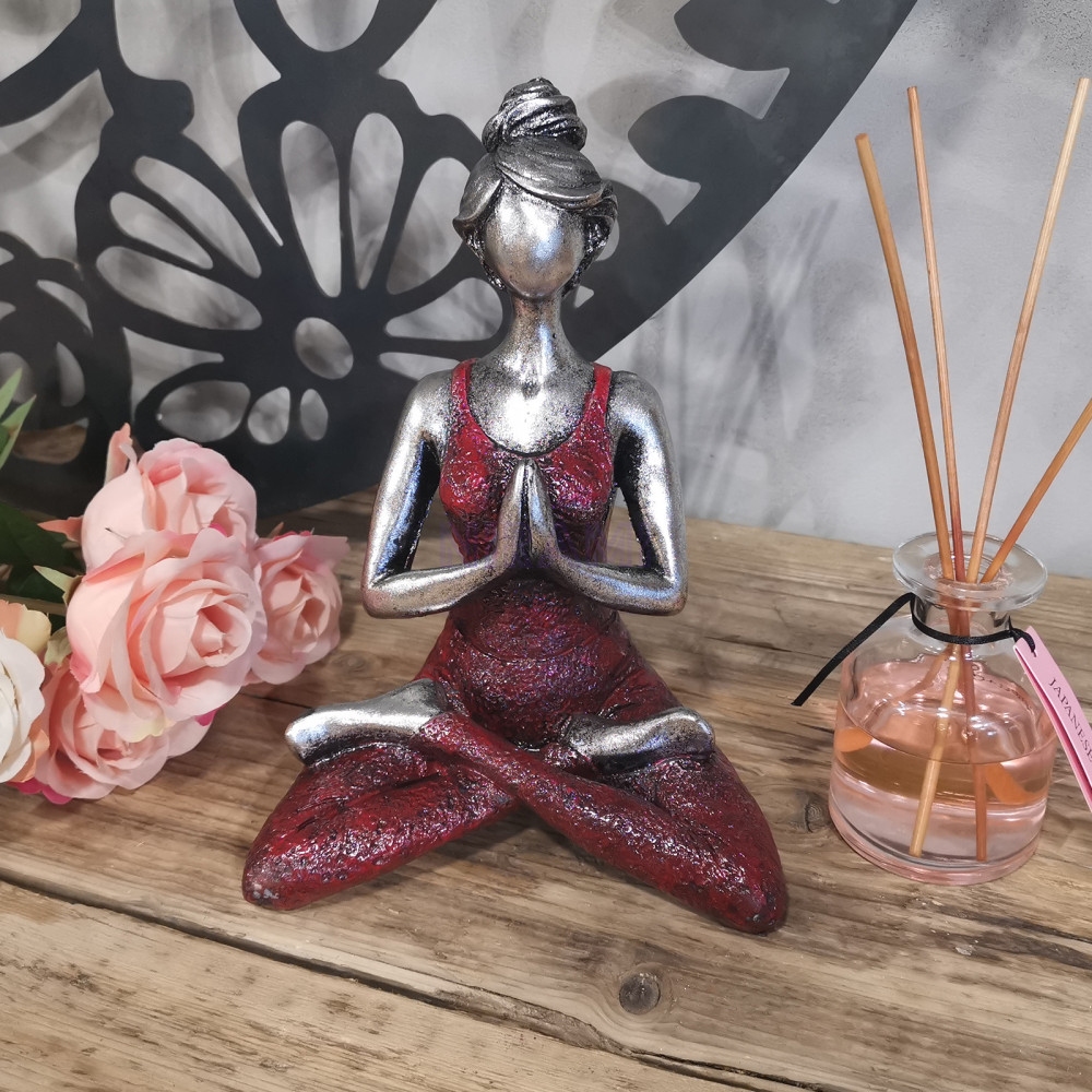 Figura Yoga Lady - Plata y Burdeos 24cm