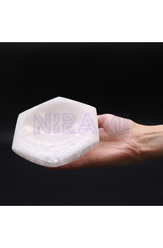 Cuenco hexagonal de selenita - 15cm