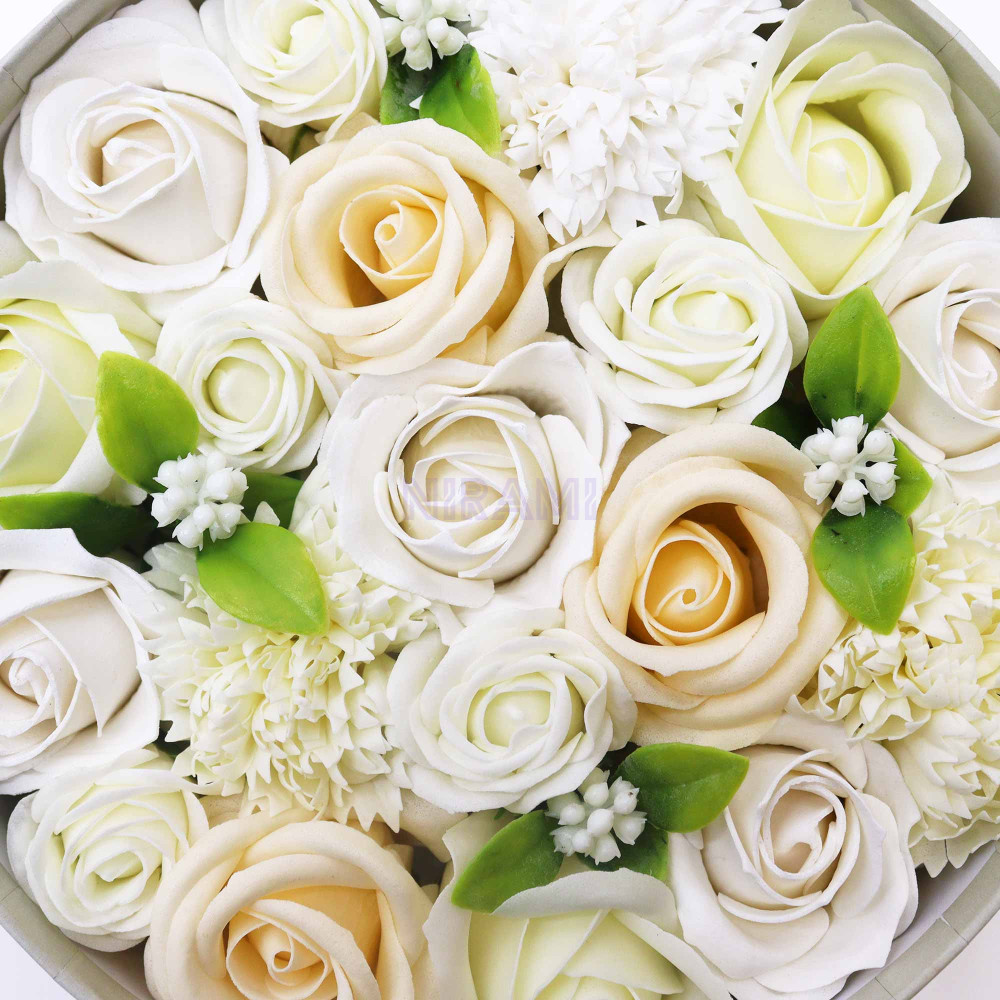 Bendiciones Boda Blanco y Marfil Caja Regalo Redonda Flores Jabón