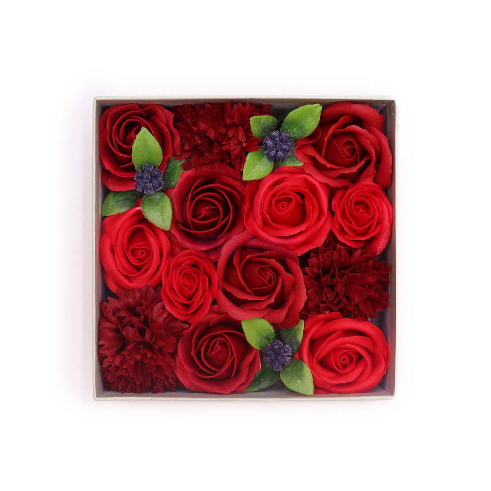 Rosas Rojas Clásicas Caja Regalo Cuadrada Flores Jabón