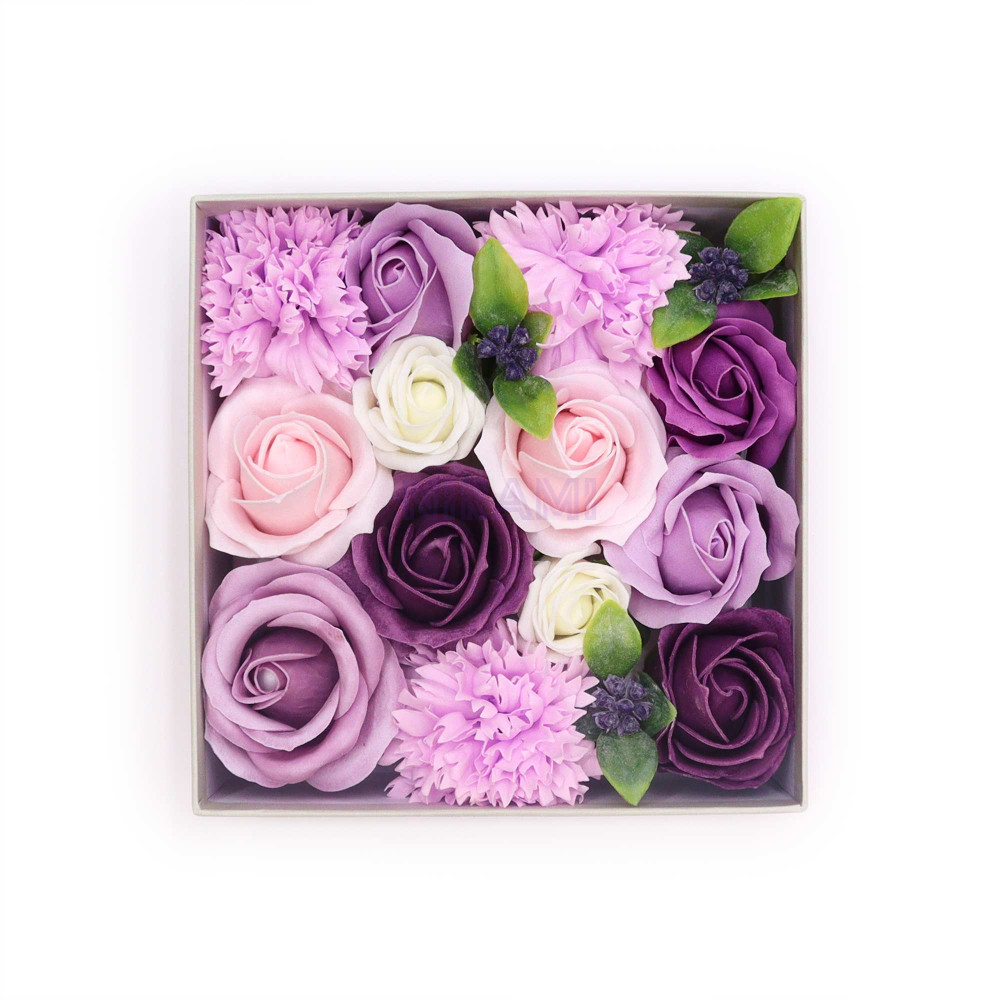 Rosa Lavanda y Clavel Caja Regalo Cuadrada Flores Jabón