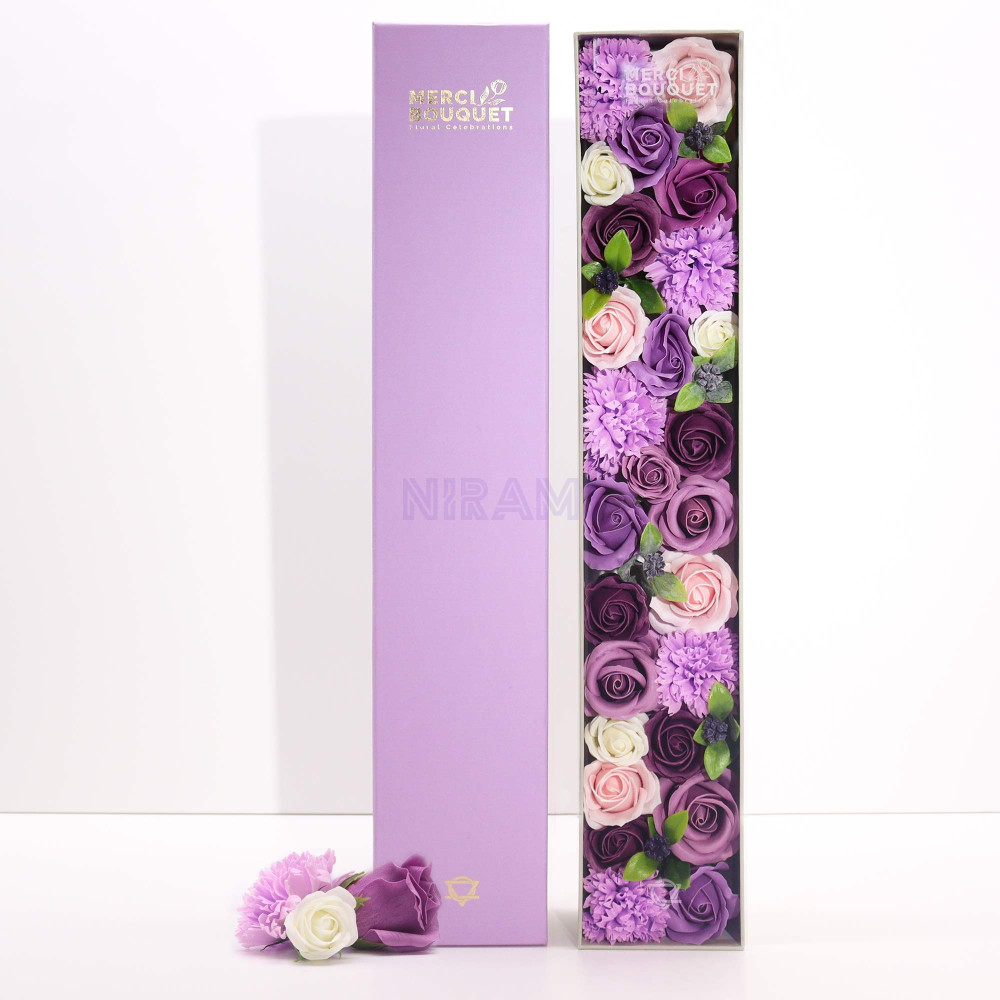 Rosa Lavanda y Clavel Caja Regalo Extralarga Flores Jabón 