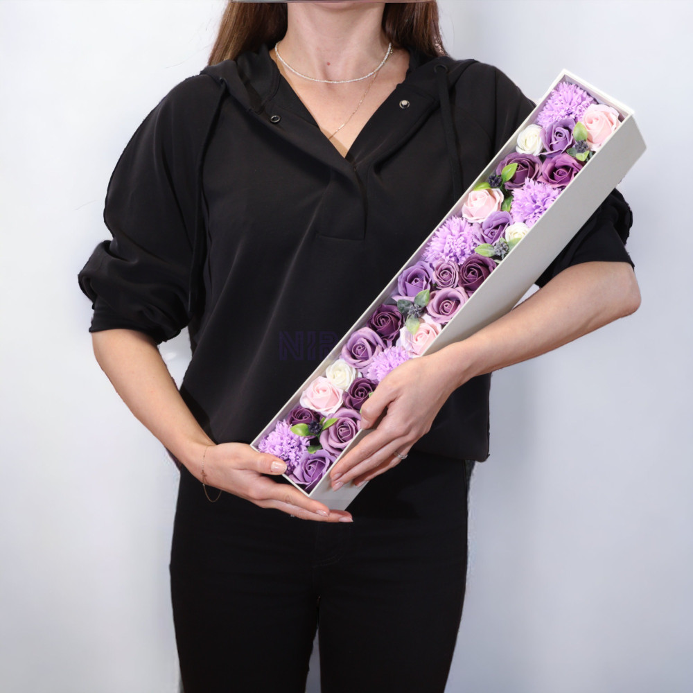 Rosa Lavanda y Clavel Caja Regalo Extralarga Flores Jabón 