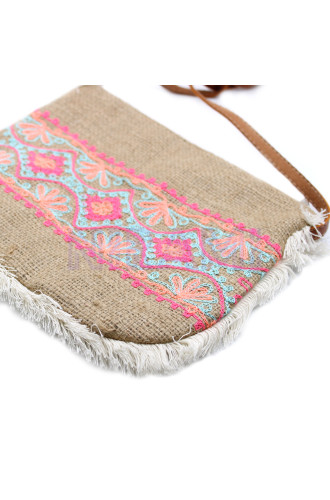 Bolso con flecos - Bordado De Patrón De Verano