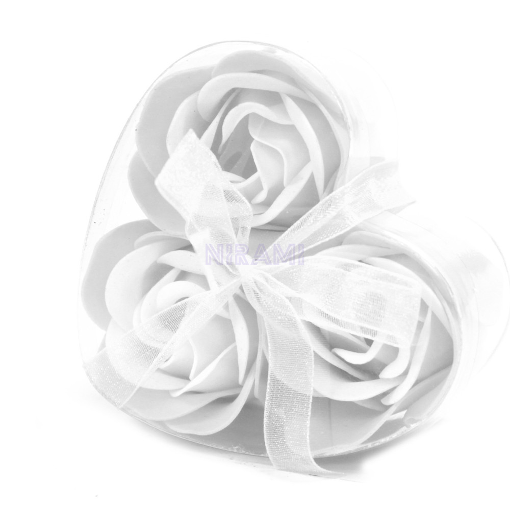 Set de 3 flores de jabón caja corazón - rosas blanca