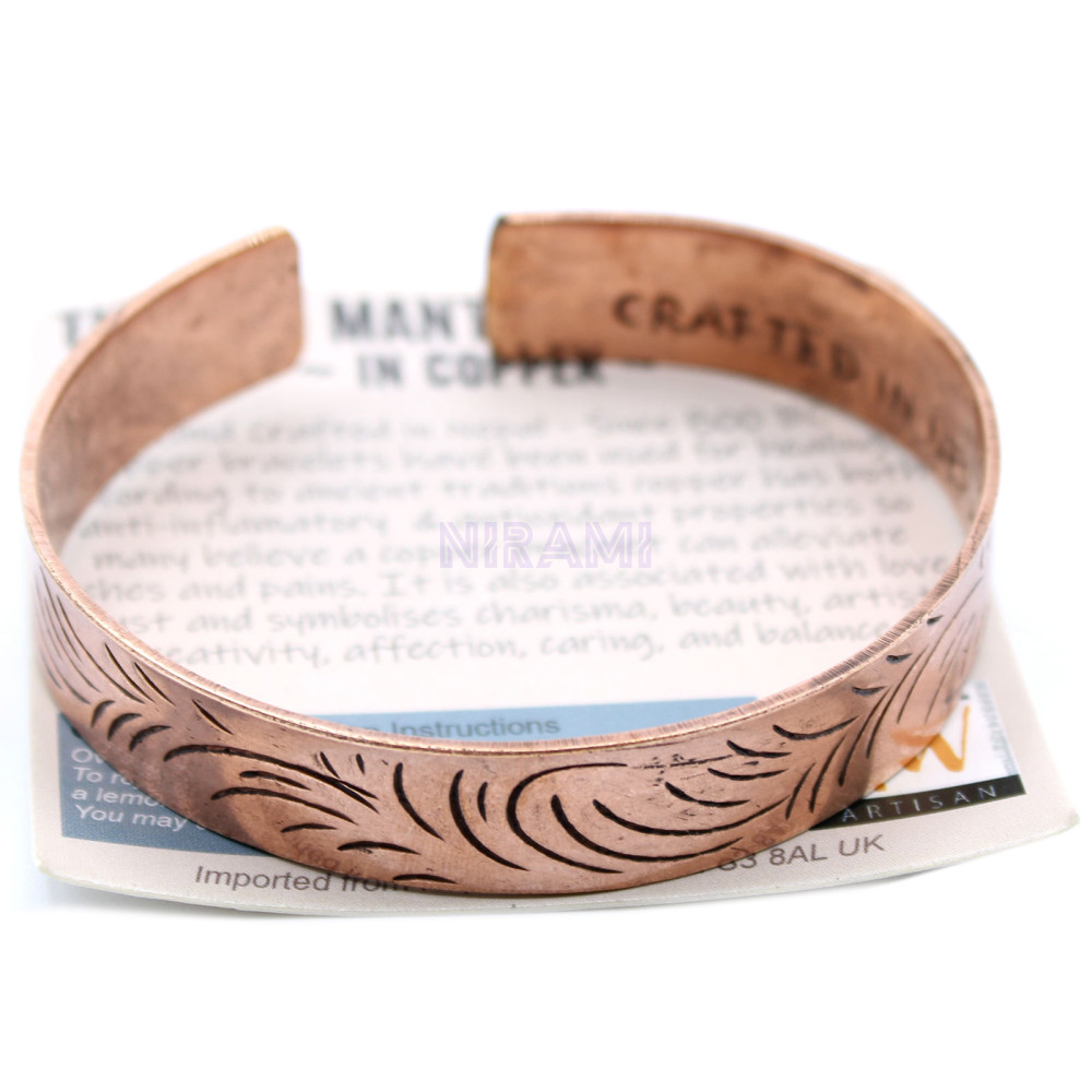 Remolinos Tribales Anchos Pulsera Tibetana de Cobre 