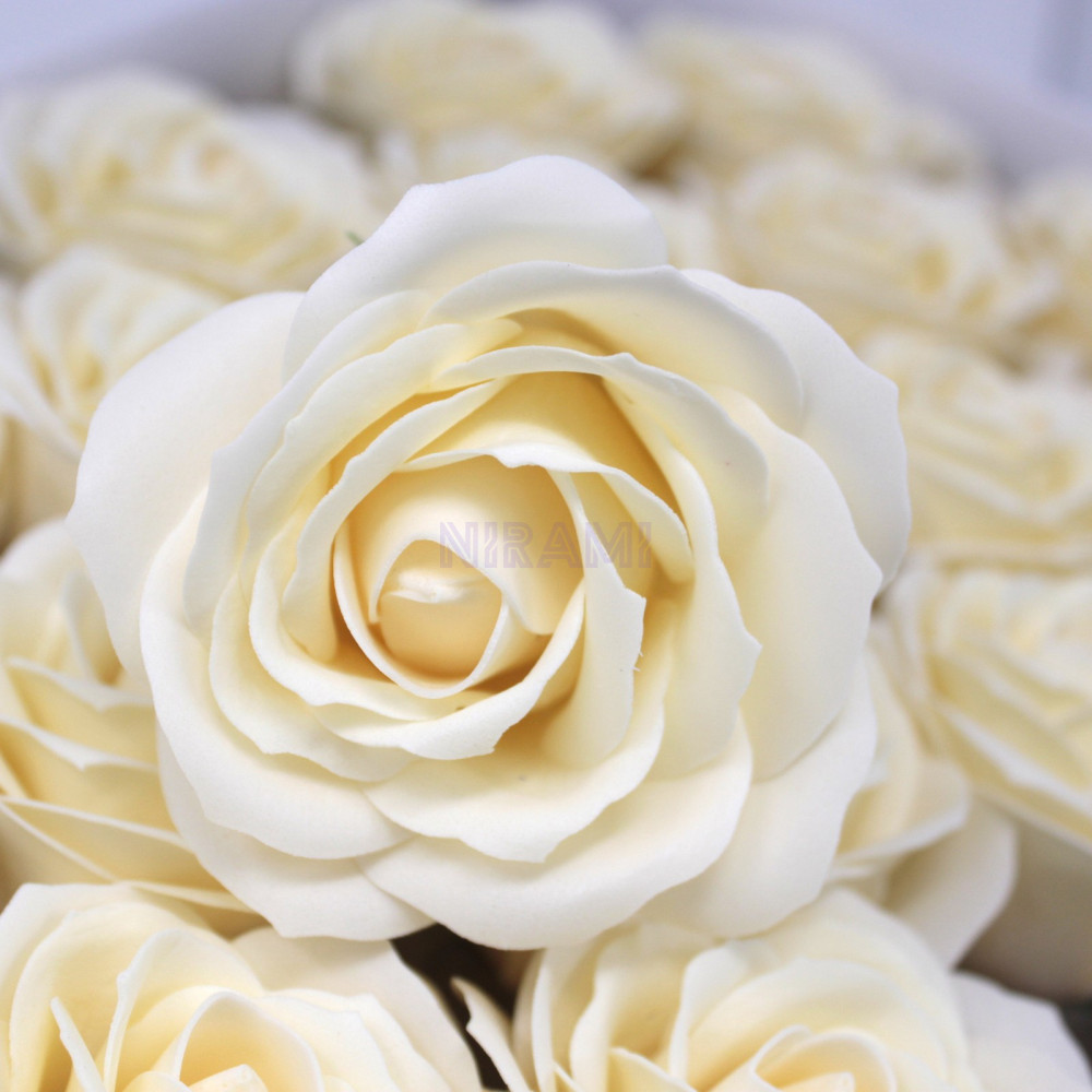 Flor de Jabon para manualidades deco grande - marfil