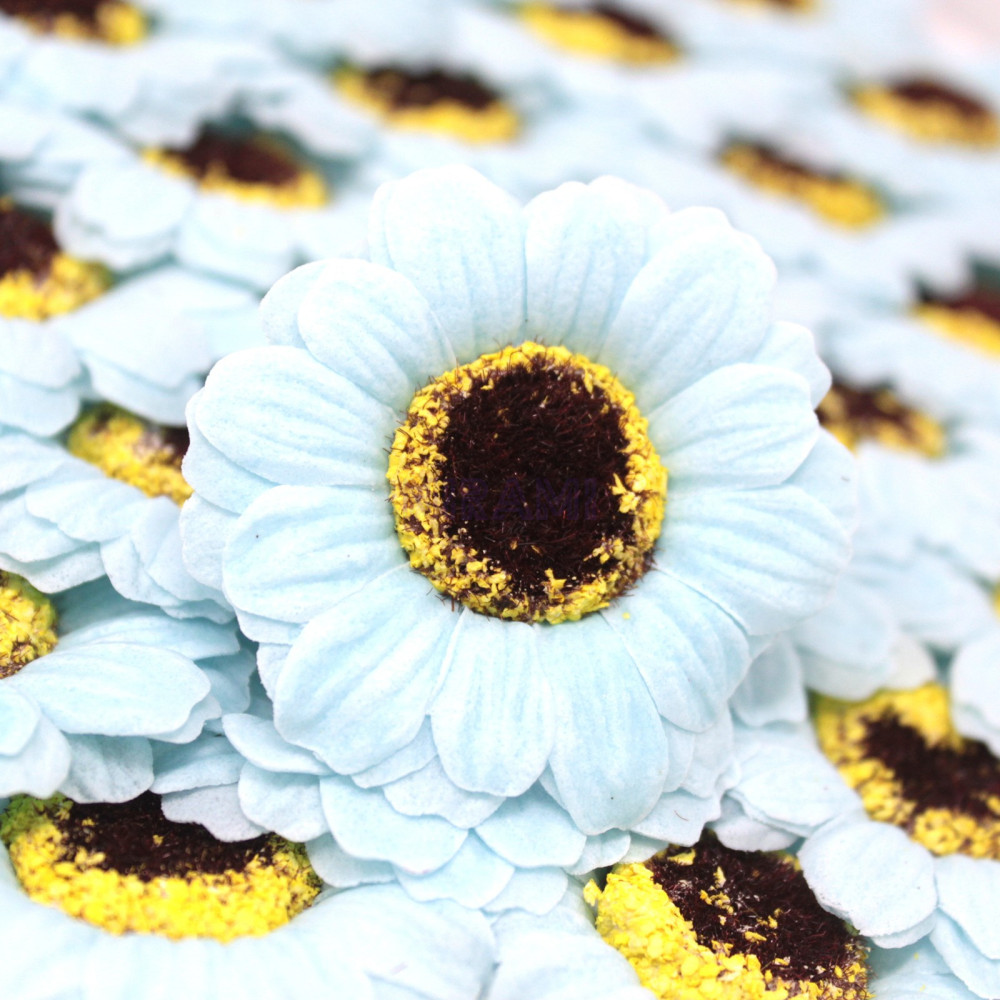 Flor de Jabon girasol manualidades deco mediana - celeste bebé