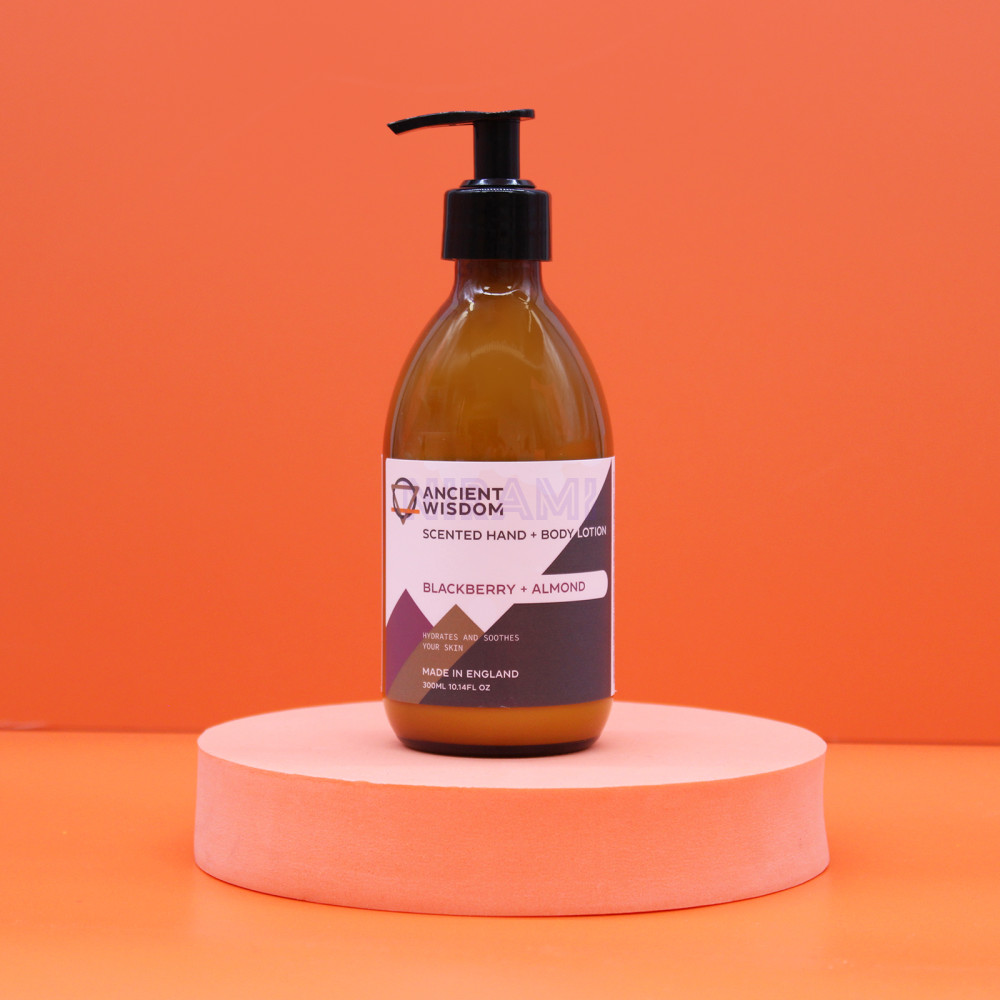Loción corporal - mora y almendra 300ml