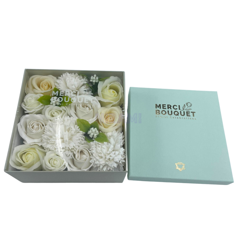 Bendiciones Boda Blanco y Marfil Caja Regalo Cuadrada Flores Jabón