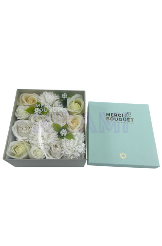 Bendiciones Boda Blanco y Marfil Caja Regalo Cuadrada Flores Jabón