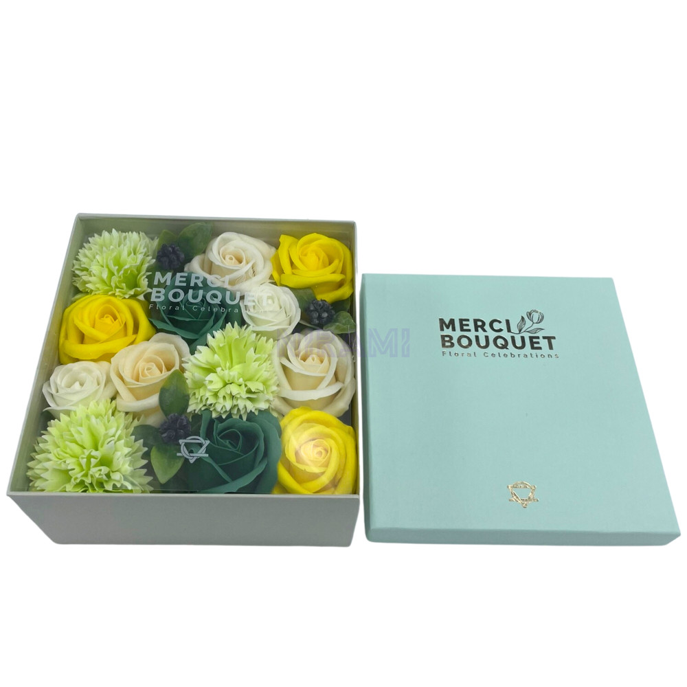 Celebraciones de Primavera - Amarillo y Verdes Caja Regalo Cuadrada Flores Jabón