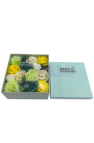 Celebraciones de Primavera - Amarillo y Verdes Caja Regalo Cuadrada Fl…