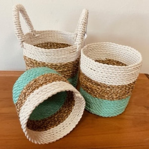Conjunto cestas algas marinas